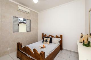 Casa com Ar Condicionado para até 9 Pessoas em Praia Grande - 7