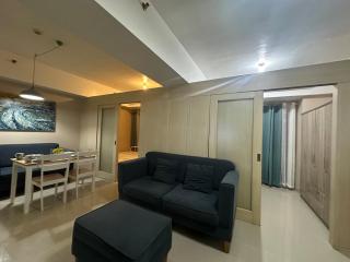 Modern & Cozy Two BR in Jazz Residences Makati City - Manila - 6