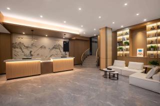 Days Inn by Wyndham Zunyi Conference Site - Zunyi - 7