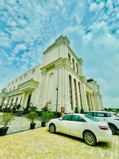 Hotel Sukh Farm 5-minute drive to Banasar Bagh - 7
