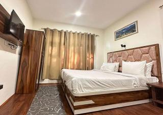 Hotel Luxury Heights - 5