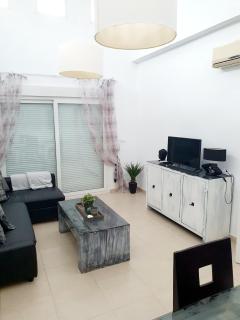 Villa mit privatem Pool, zentrumsnah - 5