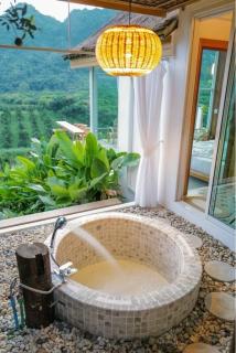 อาข่า พามิโอ้ - 2