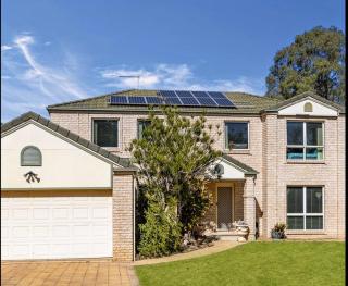 Modern Home - 10 Guests - 5 Bedrooms and Pool - 0