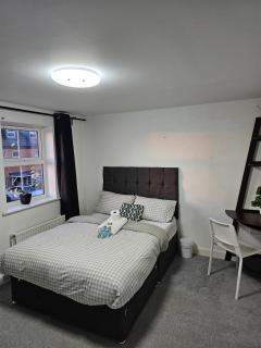 King Bedroom in Dartford central- Close to all amenities - 7