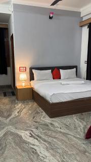 Hotel Ramya Palace - 1