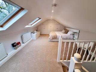 Oak Tree Cottage near Gatwick Airport - Copthorne - 4