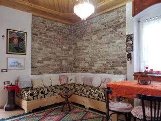 Aria Guesthouse - Gjirokastër - 7