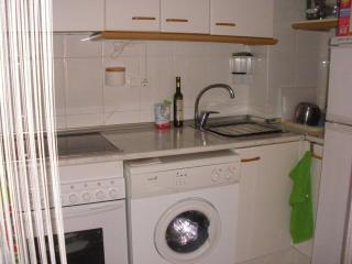 APARTAMENTO ÁTICO CON TERRAZA a 2 MINUTOS DE LA PLAYA - 2