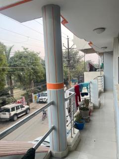 Trivenipuram Sangam Homestay - Jhūsi - 1