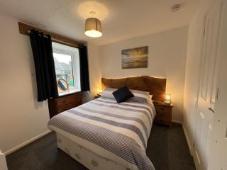 Malt-Barn Conversion, with access to Pool & Hot Tub-at Fox Valley Cottages - 4