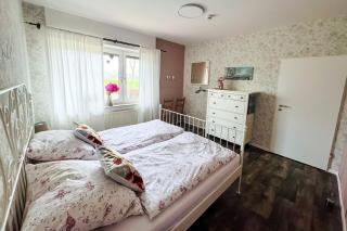 Ferienwohnung Wiesenzauber - Ruhige Lage am Stadtrand von Leer & Nähe Papenburg - 8