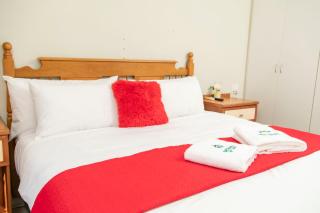 The Tropical Hut Lodges Westville - Durban - 3