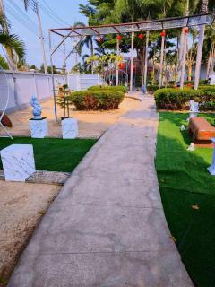 Inspire 888 Poolvilla & Resort - Bang Sare - 3