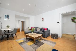 Holland Park Flat, 2Bed 2Bath, Breakfast, LGF - London - 5