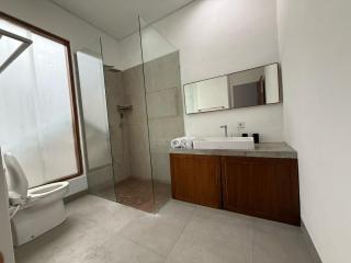 Leyan Villa 2 Semer Between Seminyak & Canggu - 3