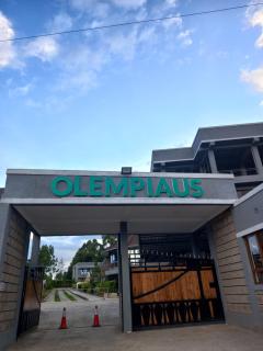 Olempiaus Gardens Hotel - Mai Mahoro - 4