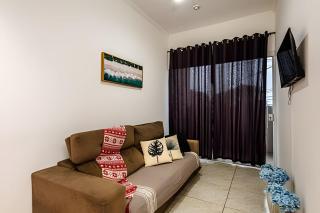 Casa em Condomínio com Sacada, Churrasqueira, Wi Fi 250Mb e Estacionamento Grátis - Praia Grande - 9