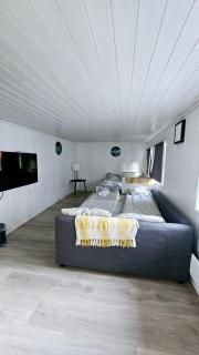 Central and Large cosey apartment - Stavanger - 3
