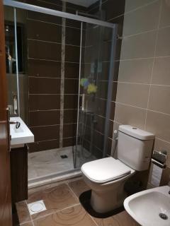 VIP Apartment Living room & 2 Bedrooms with balcony 7th circle - Amman - 2