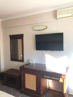 Hotel President - Scorniceşti - 1