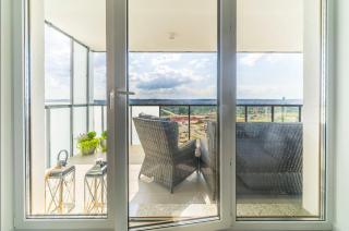 ApartMate- City View Comfy Apartment by the Sea & free gym - Danzig - 8