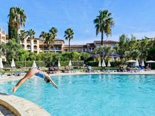 Appartement T2 climatisé avec piscine, proche plage, port, commerces et parking privé - FR-1-768-15 - Les Issambres - 0