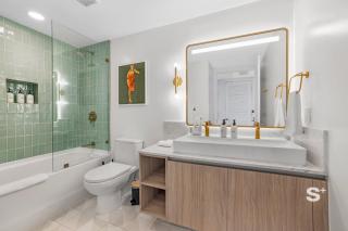 Sky High Stay Sleek Studio in the Heart of the City - Miami - 7