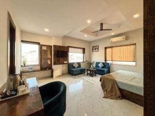 Hotel Shoolin Suites Boutique Haridwar - Haridwār - 2