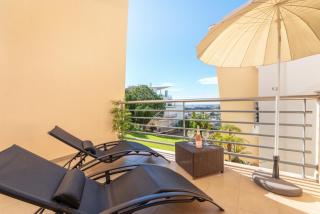 BnB Homes White Rose Garden Apartment with 2 Terraces & 2 Swimming Pools - 8