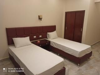 Red Sea Hotel - - 2