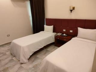 Red Sea Hotel - - 1