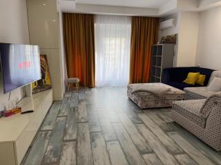 Summer cosmopolis - 3