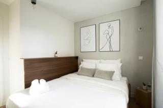 Stay in a Designer Apartment with Private Terrace - 8