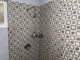 Hilltop Condos Unit #2 - Gros Islet - 2