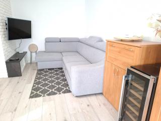 Mieszkanie 46m2 - 2 pokojowe z ogródkiem , WIFI , Bezpłatny parking nr 126, Szybkie połączenie z lotniskiem, autobus 120 - Gdańsk - 7