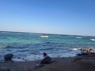 Stunning 2-Bedroom Beachfront Chalet with Private Beach Access in Dahab - Dahab - 2