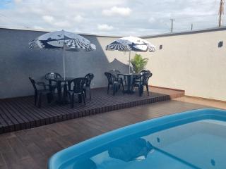 Casa Guaratuba piscina poucos metros da beira mar - Guaratuba - 6