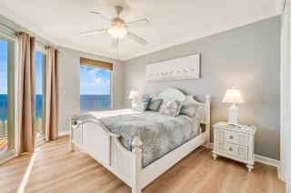 Beachfront 3BR Condo! Free Beach Chair Service! by Dolce Vita Getaways PCB! - Panama City Beach - 8