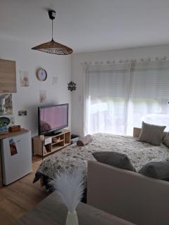 Stud'Home - - 0
