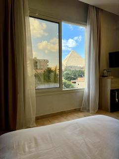 la tour de Cleopatre Pyramids view - Il Cairo - 2