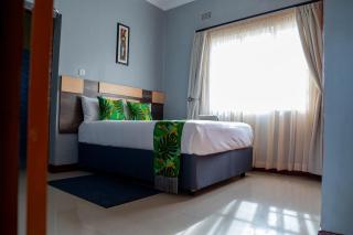 Downtown Oasis Suites - 2