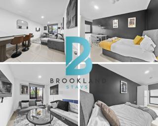 Three Bedroom by Brookland Stays Serviced Accommodation Short Lets Leeds with Free WiFi - Central Station - 0