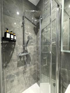 Studio Flat 20 min from city center london - Londra - 5