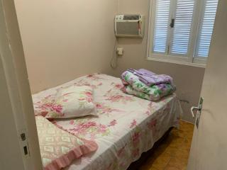 Pousada Casa HG Inox com 02 quartos,banheiro, cozinha e sala de estar próximo BR290 - 2