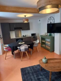 2 Appartements au cœur de ville dans rue très calme - Laruns - 1