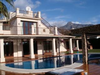 Casa Farah Villa Marbella Golden Mile Coral Beach behind ALDI - Marbella - 8