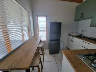 Studio 98 - 300m from cliff path - 7