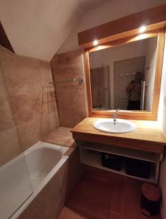 Appartement refait à neuf pour 8 personnes à Albiez-Montrond - 7