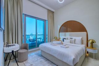 Waterfront 1BR - Marina Views - Walk to Beach & Mall - 1